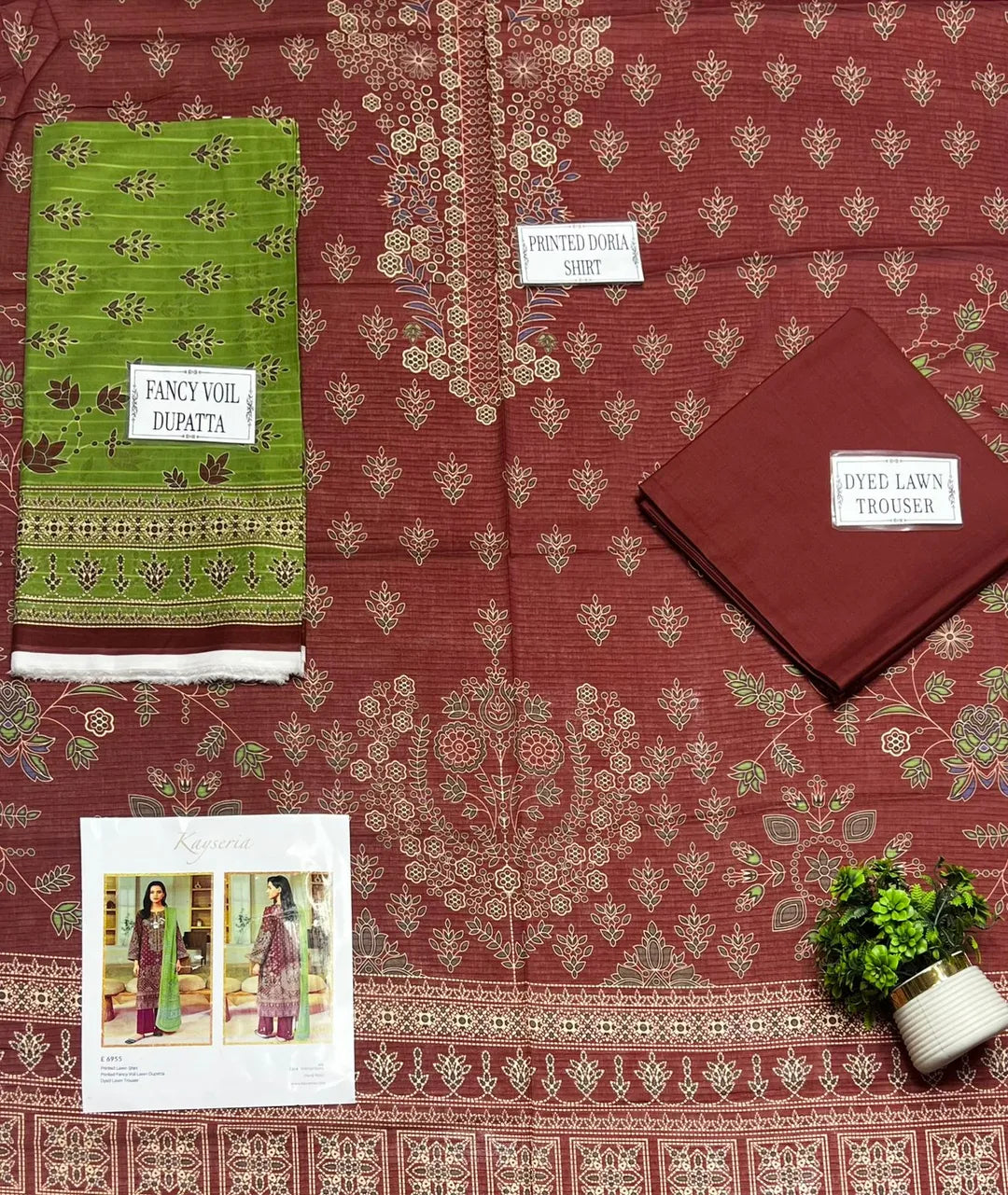 3 Pcs Women's Unstitched Printed Suit